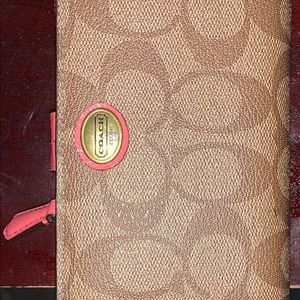 coach wallet.